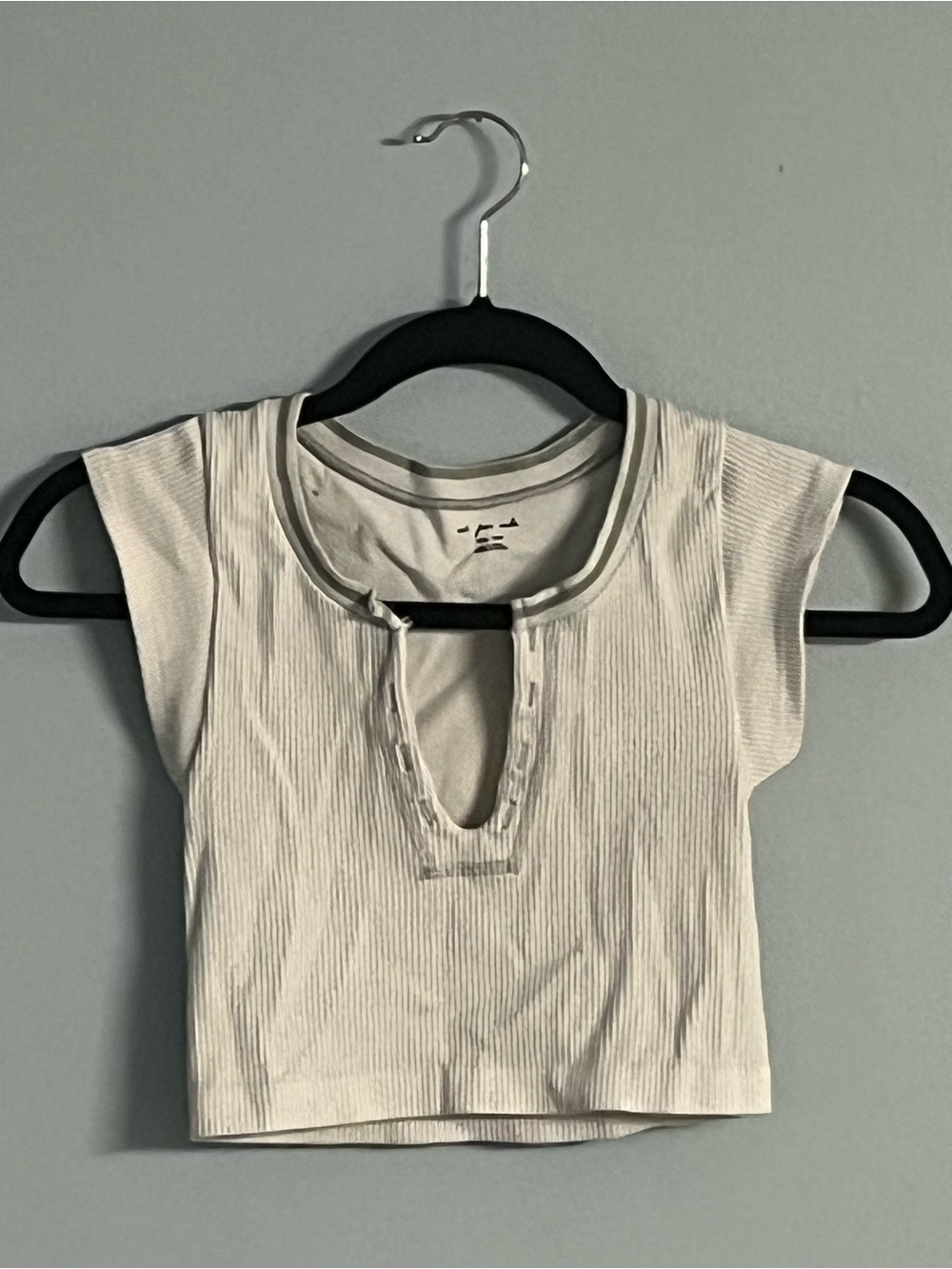 Urban Outfitters Cream Ribbed Keyhole Crop Top